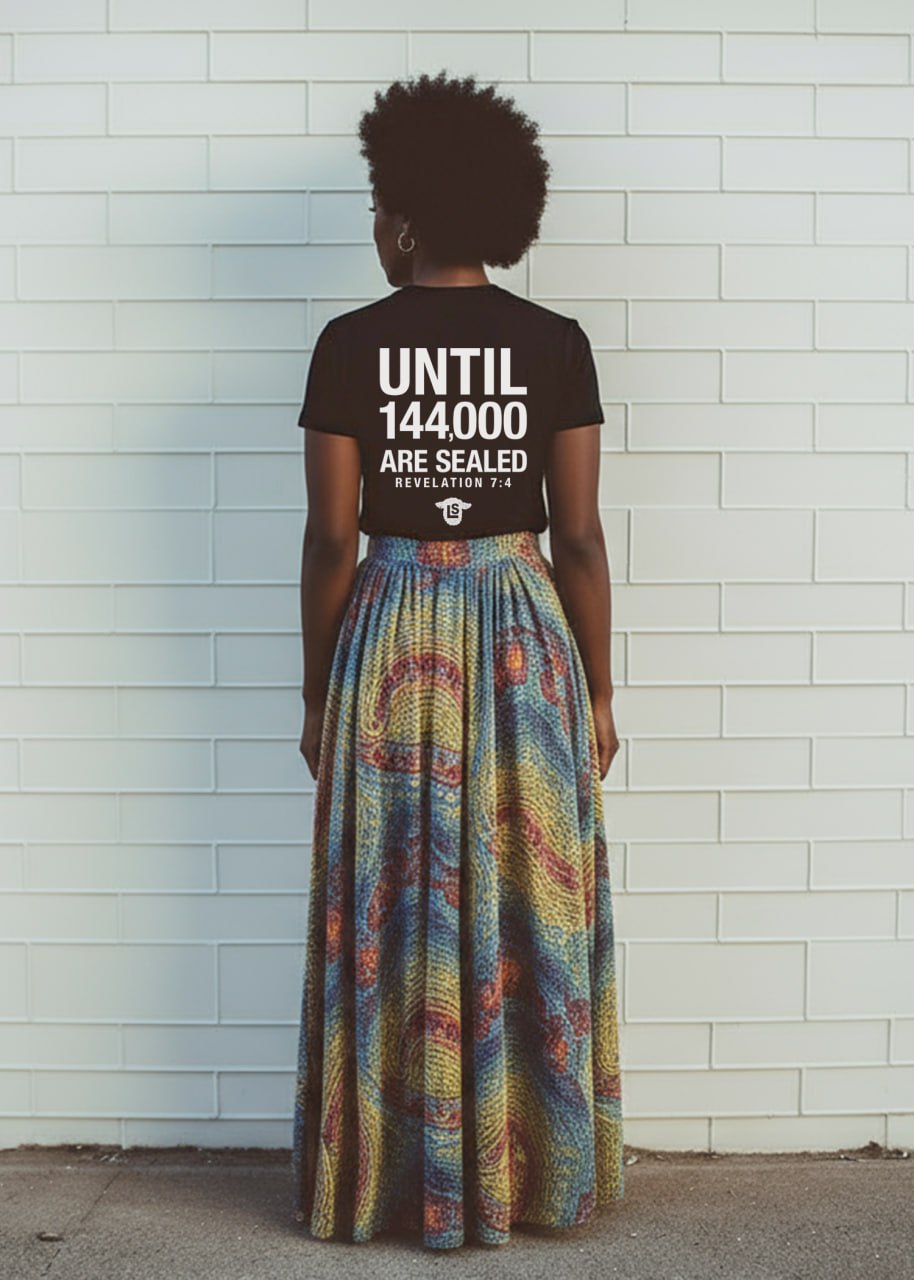 144,00 Sealed Womens T Shirt